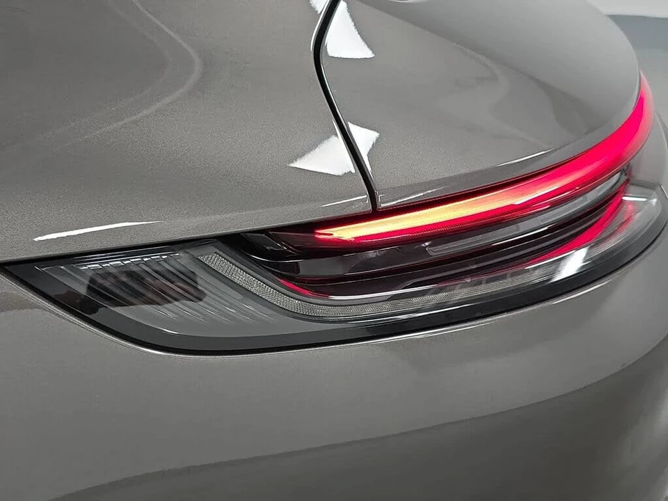 2024 Porsche 992 Carrera 4S - Image 28 of 31