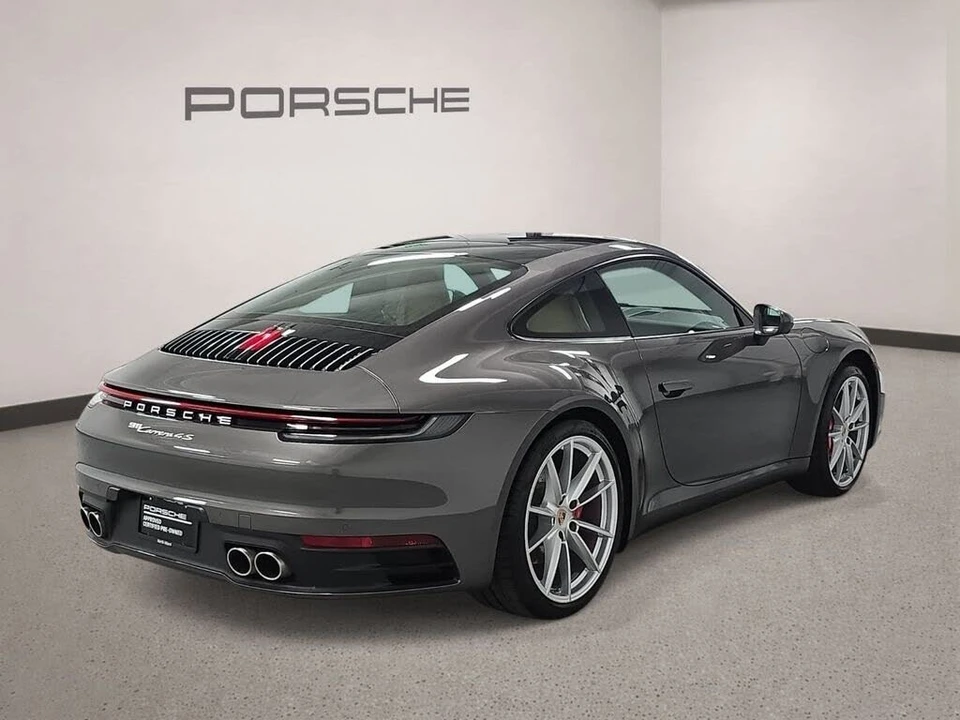 2024 Porsche 992 Carrera 4S - Image 7 of 31