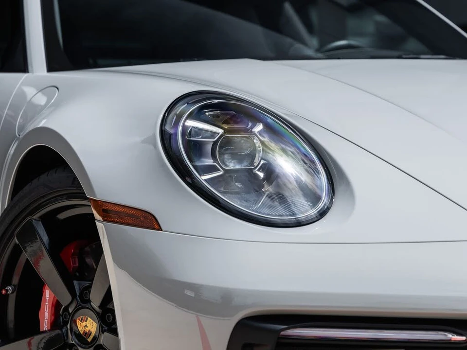 2024 Porsche 992 Carrera 4S - Image 22 of 31