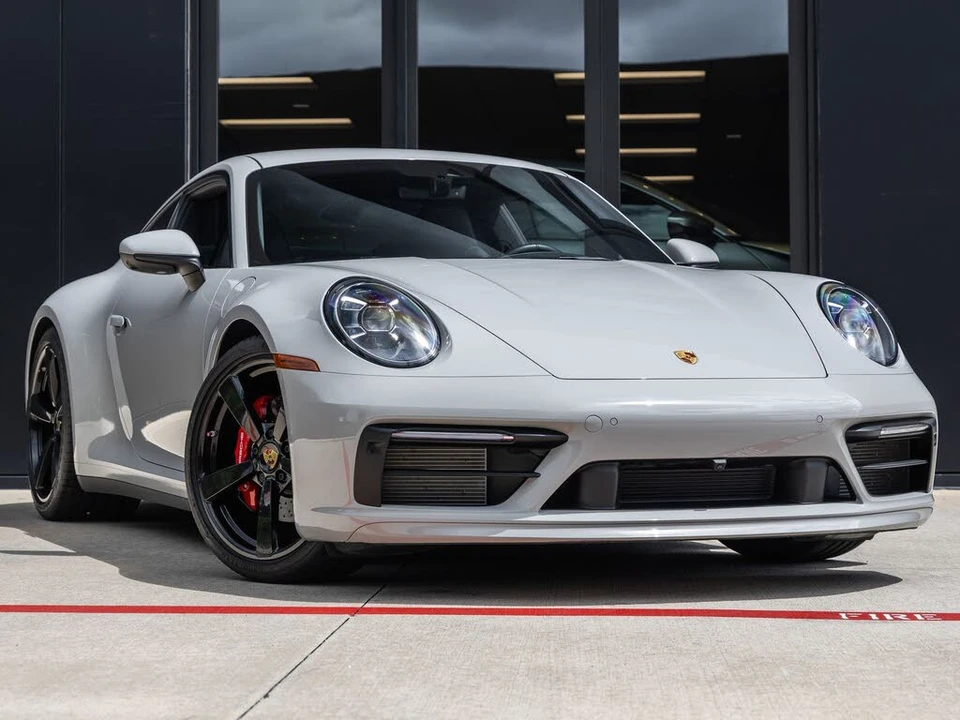 2024 Porsche 992 Carrera 4S - Image 6 of 31
