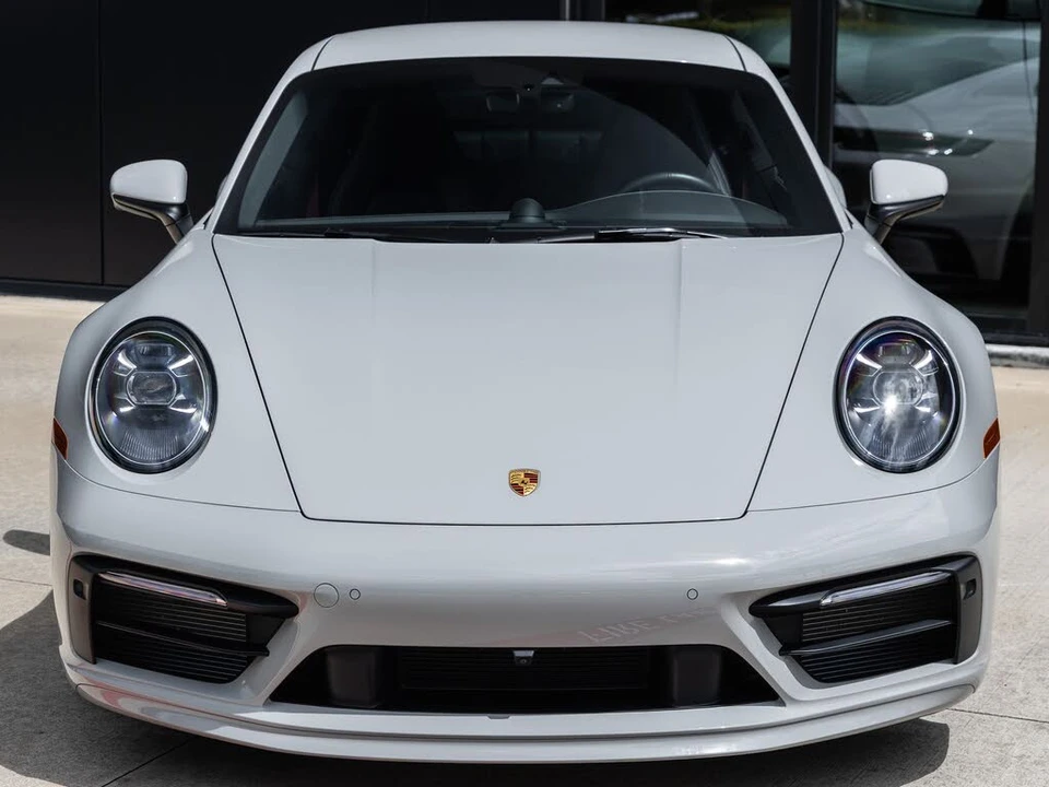 2024 Porsche 992 Carrera 4S - Image 8 of 31