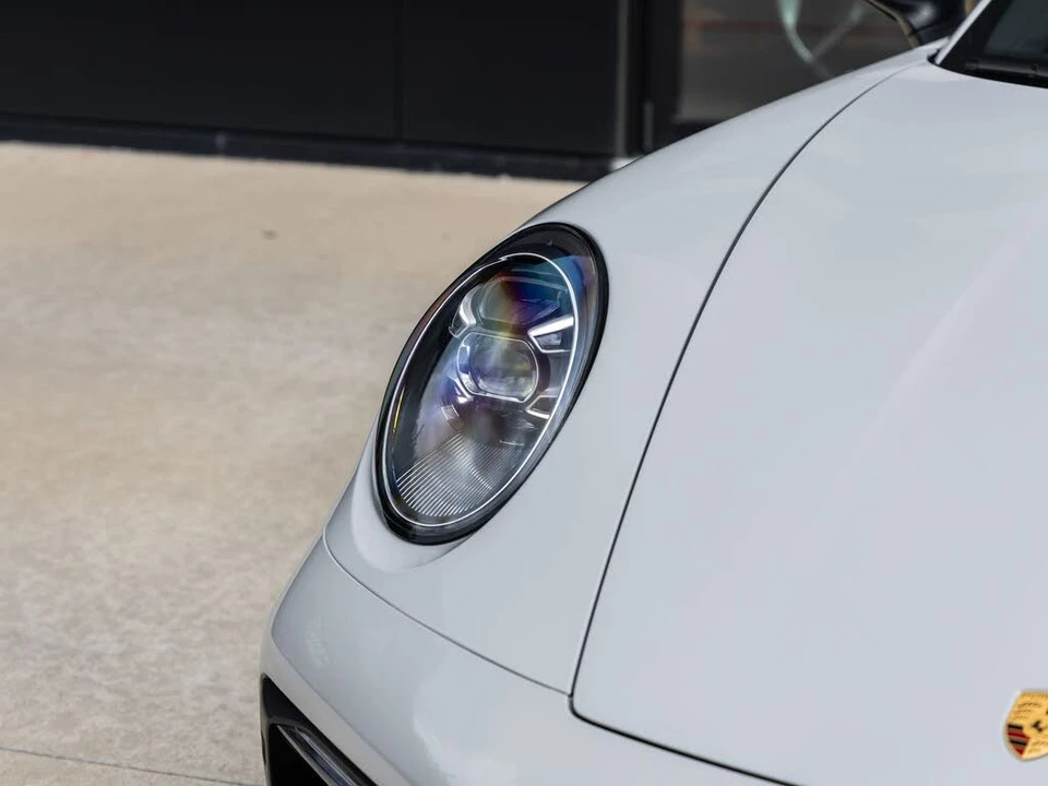 2024 Porsche 992 Carrera 4S - Image 19 of 31