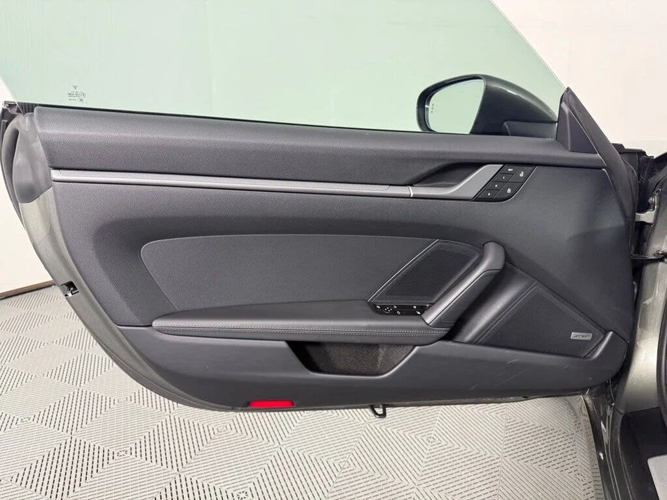 2024 Porsche 992 Carrera 4S - Image 18 of 29