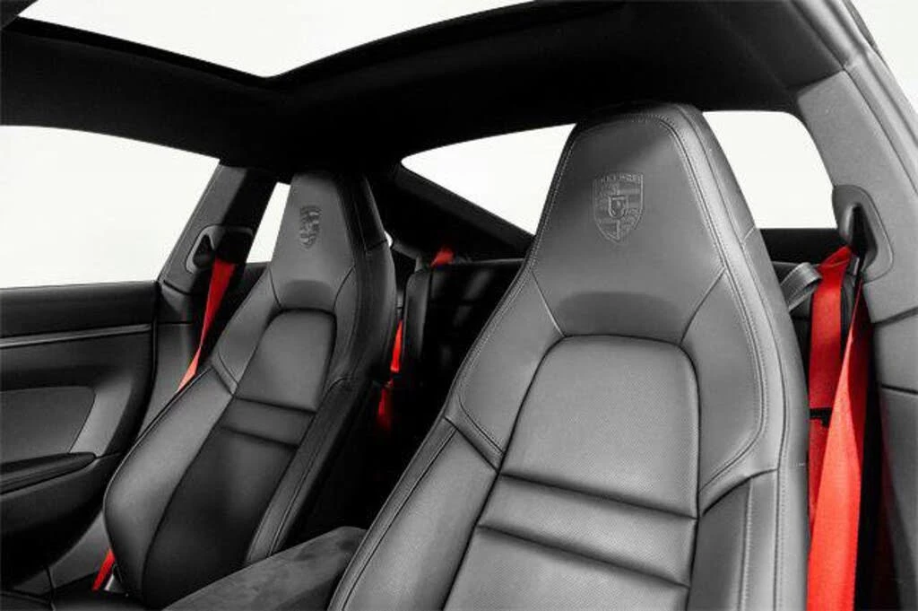2024 Porsche 992 Carrera 4S - Image 2 of 31