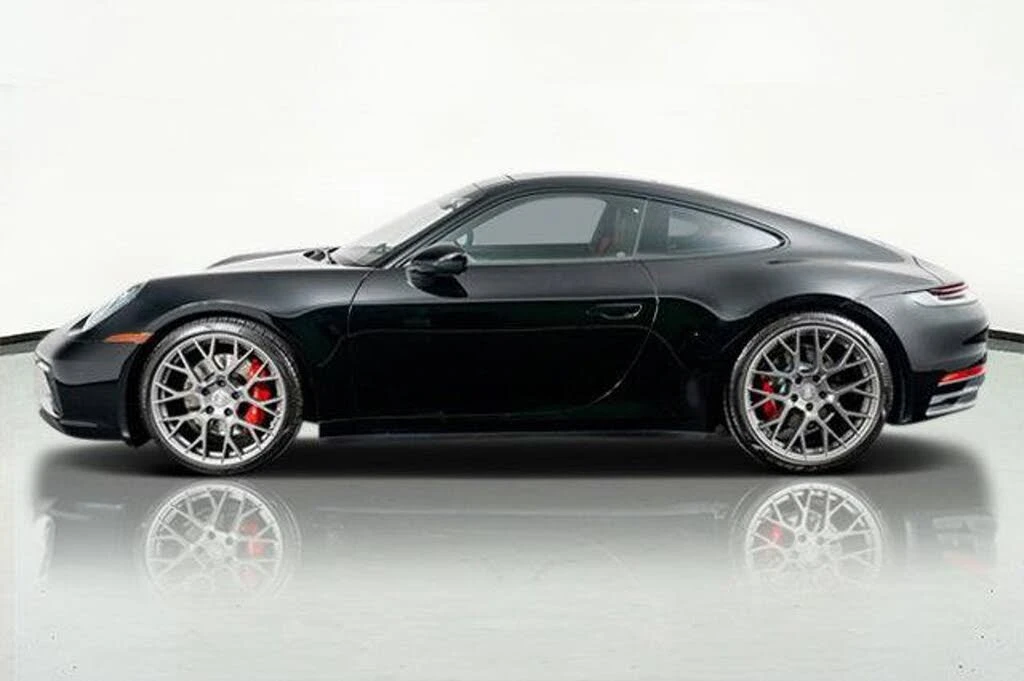 2024 Porsche 992 Carrera 4S - Image 10 of 31
