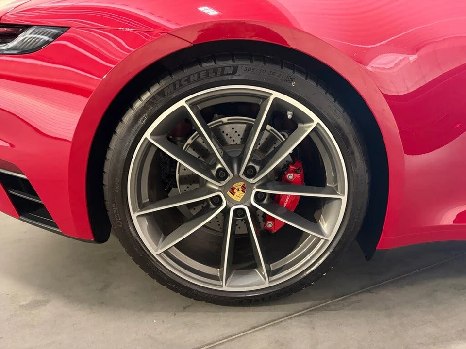 2024 Porsche 992 Carrera 4S - Image 21 of 31