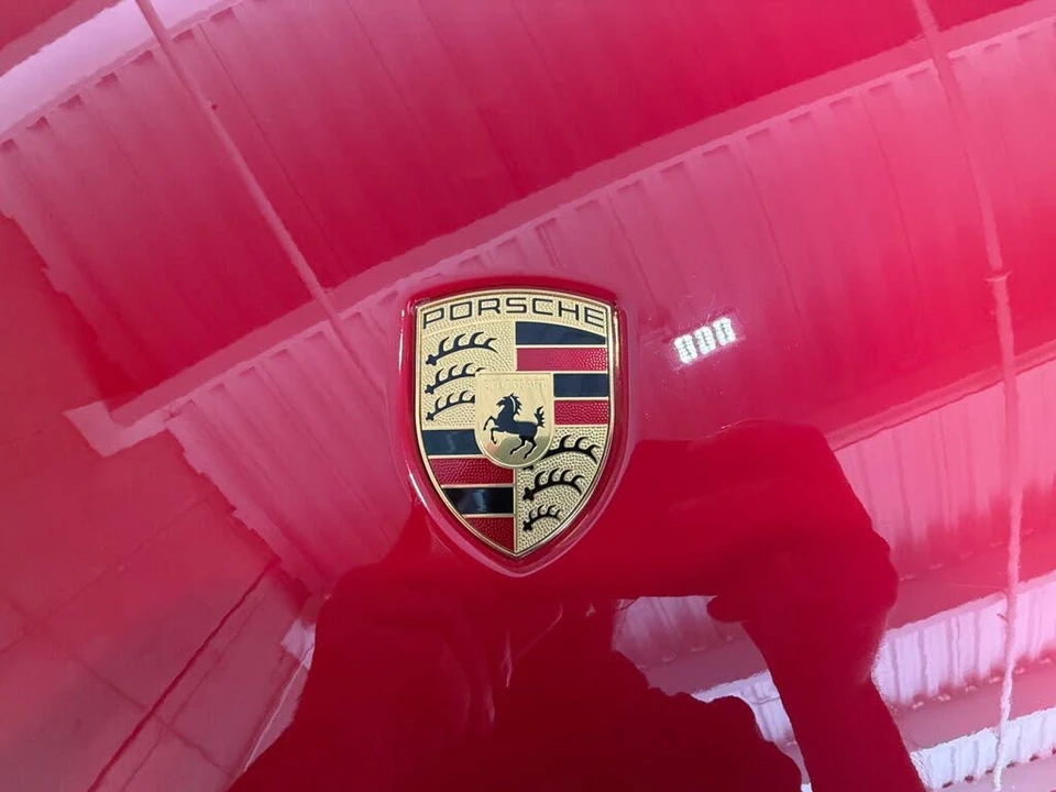 2024 Porsche 992 Carrera 4S - Image 12 of 31