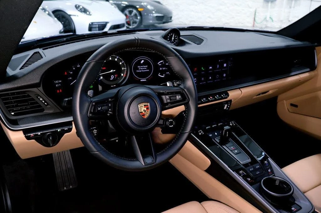 2024 Porsche 992 Carrera 4S - Image 29 of 31