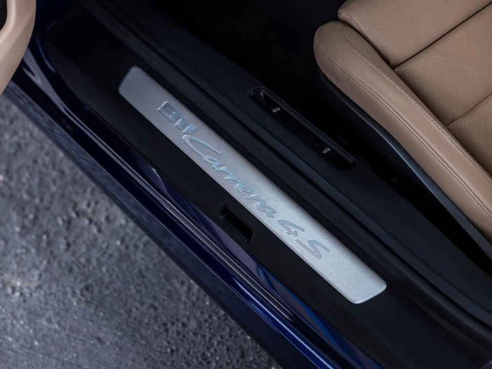 2024 Porsche 992 Carrera 4S - Image 30 of 31