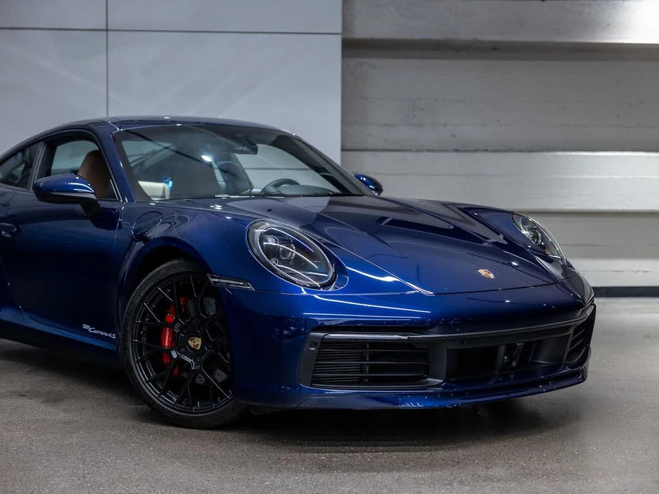 2024 Porsche 992 Carrera 4S - Image 16 of 31