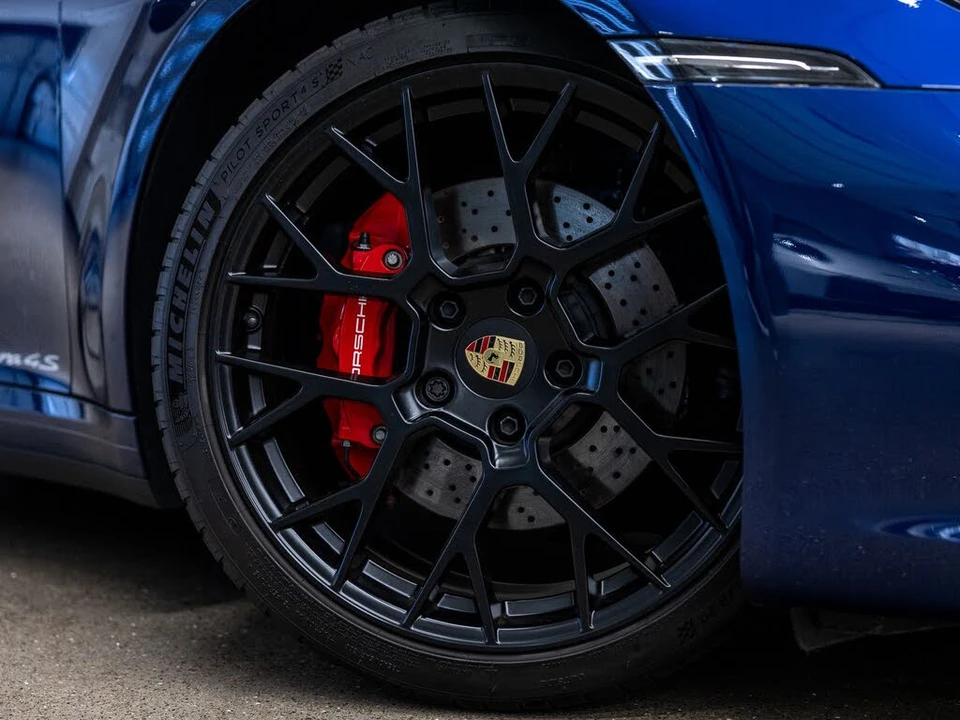 2024 Porsche 992 Carrera 4S - Image 20 of 31