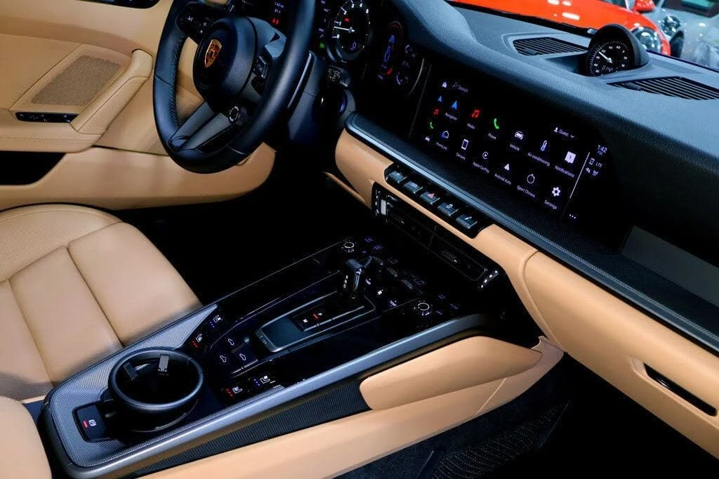2024 Porsche 992 Carrera 4S - Image 30 of 31