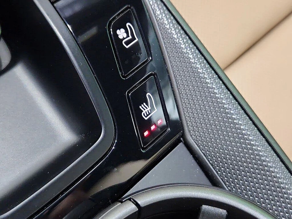 2024 Porsche 992 Carrera 4S - Image 23 of 31