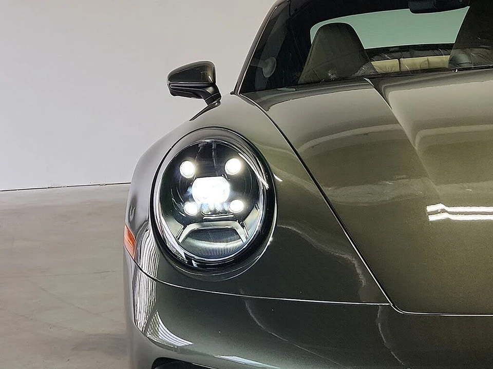 2024 Porsche 992 Carrera 4S - Image 9 of 31