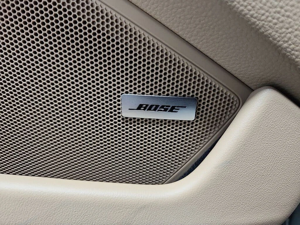 2024 Porsche 992 Carrera 4S - Image 21 of 31