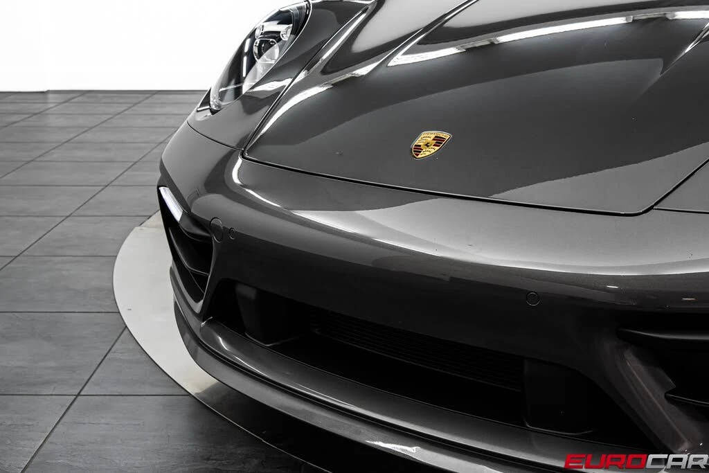 2024 Porsche 992 Carrera 4S - Image 11 of 31