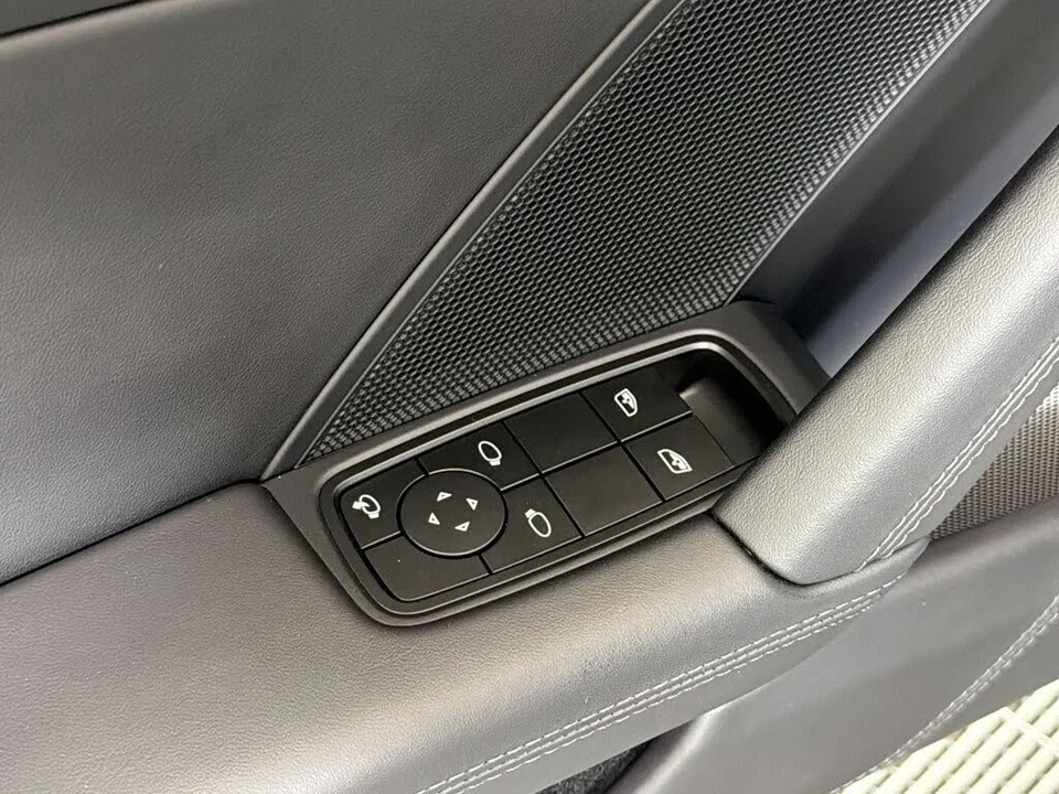 2024 Porsche 992 Carrera 4S - Image 25 of 29