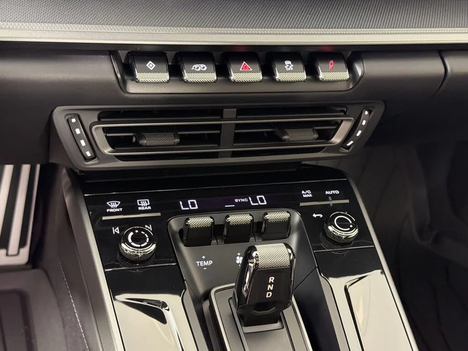 2024 Porsche 992 Carrera 4S - Image 16 of 29
