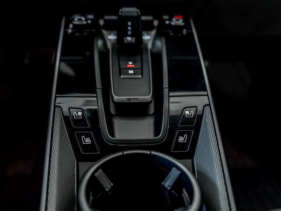 2024 Porsche 992 Carrera 4S - Image 20 of 26