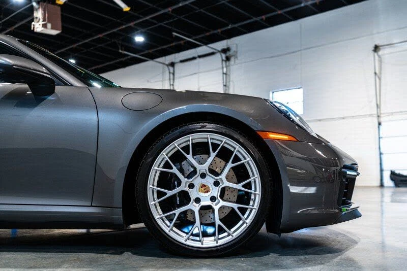 2024 Porsche 992 Carrera 4S - Image 12 of 31