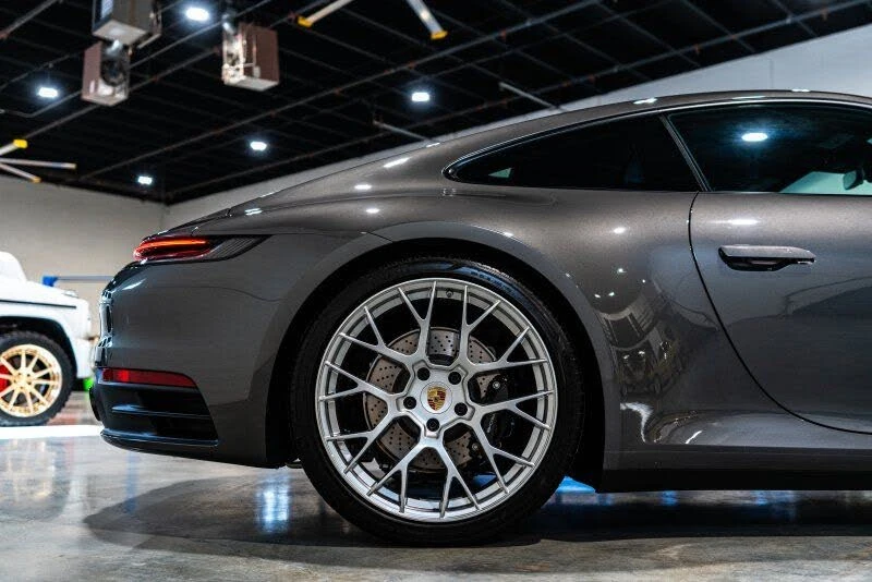2024 Porsche 992 Carrera 4S - Image 11 of 31
