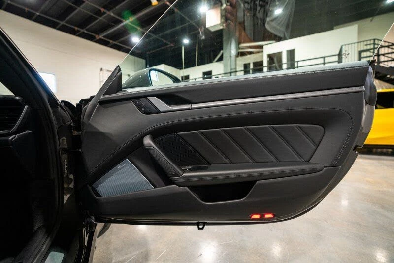 2024 Porsche 992 Carrera 4S - Image 24 of 31