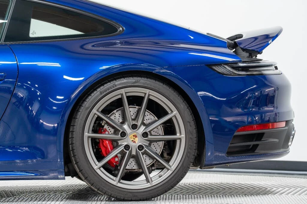 2024 Porsche 992 Carrera 4S - Image 11 of 31