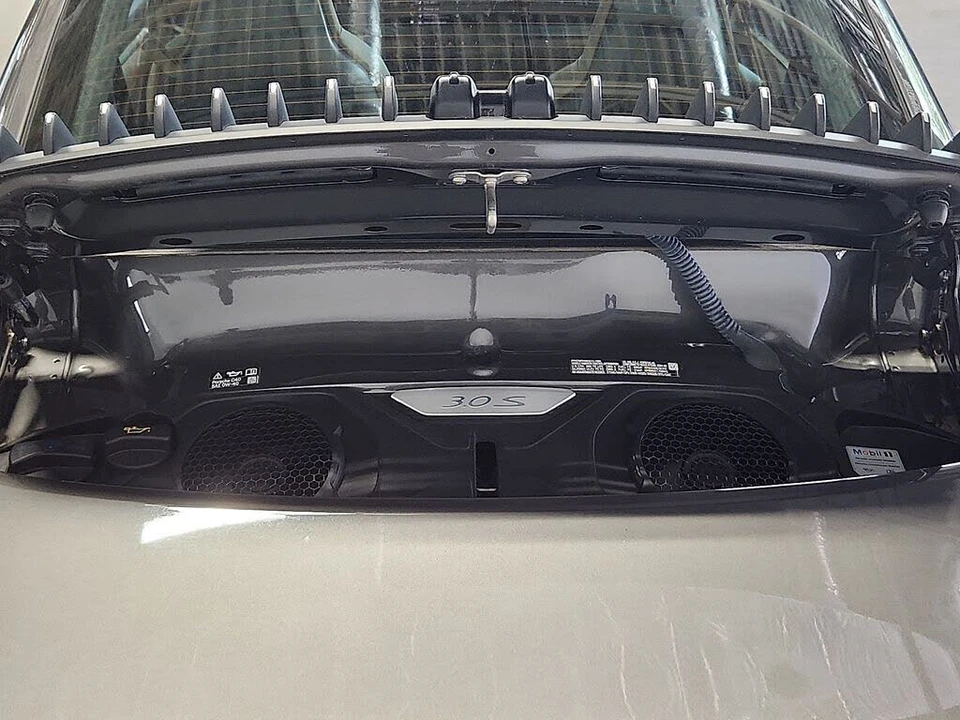 2024 Porsche 992 Carrera 4S - Image 30 of 31