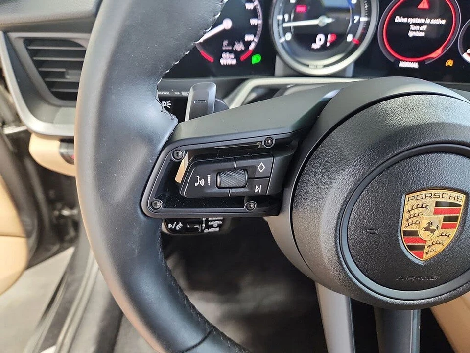 2024 Porsche 992 Carrera 4S - Image 20 of 31