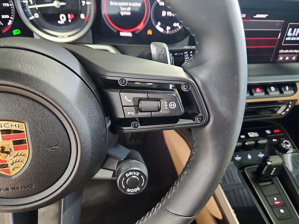 2024 Porsche 992 Carrera 4S - Image 21 of 31