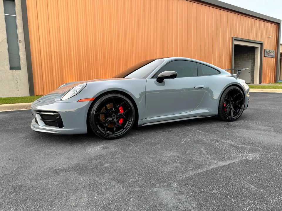 2024 Porsche 992 Carrera 4S - Image 11 of 31