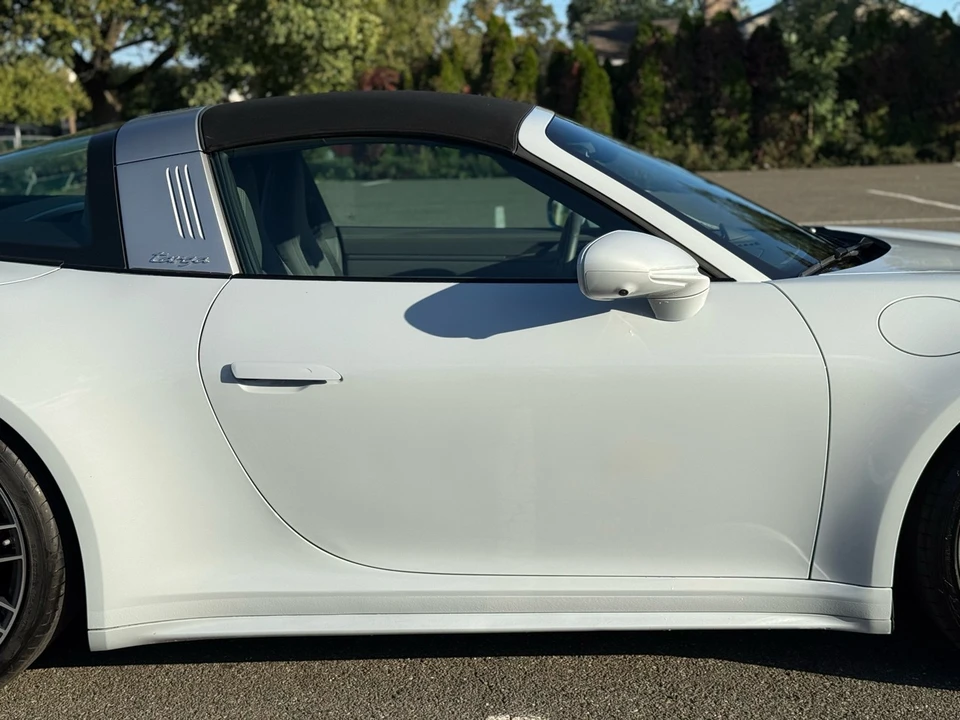 2024 Porsche 992 Carrera 4S - Image 15 of 21