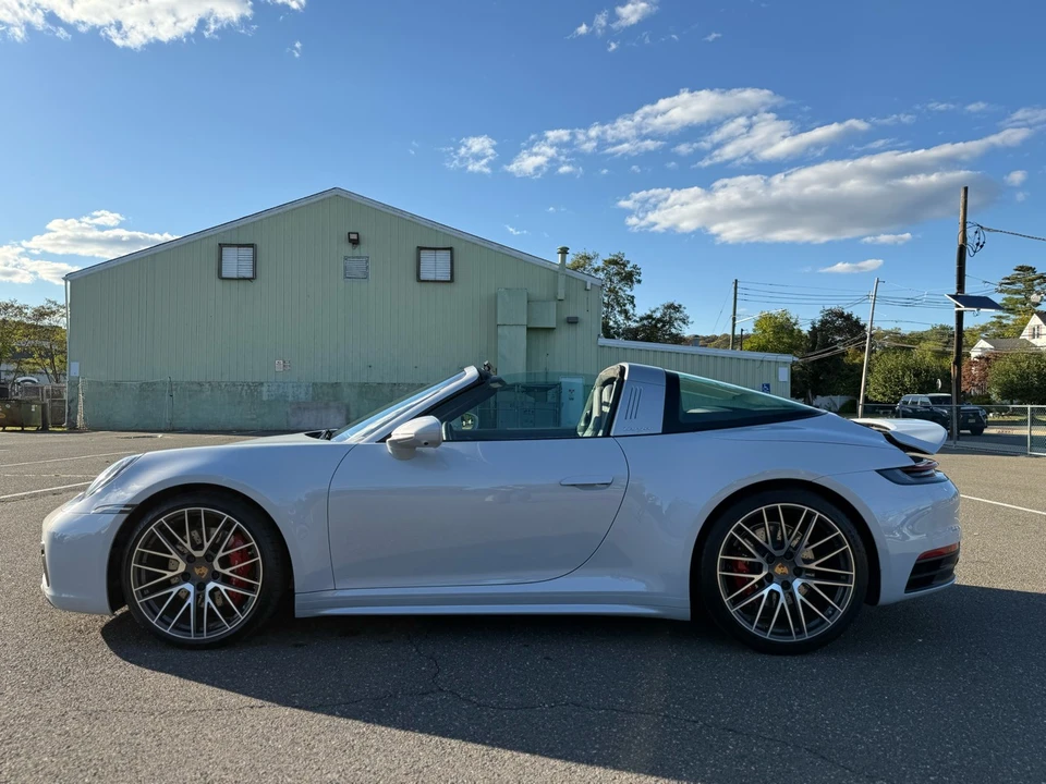 2024 Porsche 992 Carrera 4S - Image 20 of 21