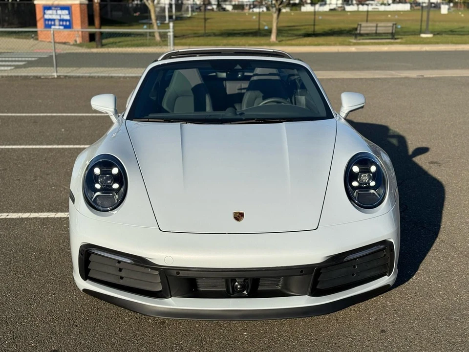 2024 Porsche 992 Carrera 4S - Image 15 of 31