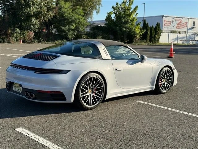 2024 Porsche 992 Carrera 4S - Image 5 of 21