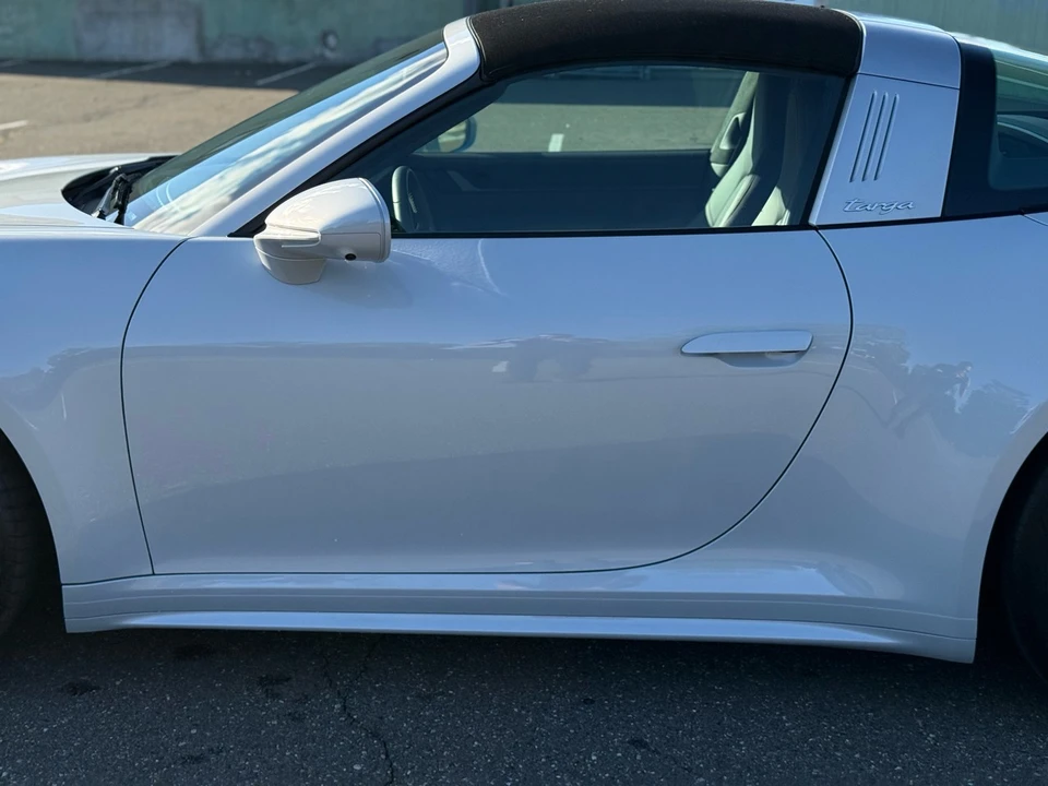 2024 Porsche 992 Carrera 4S - Image 10 of 21