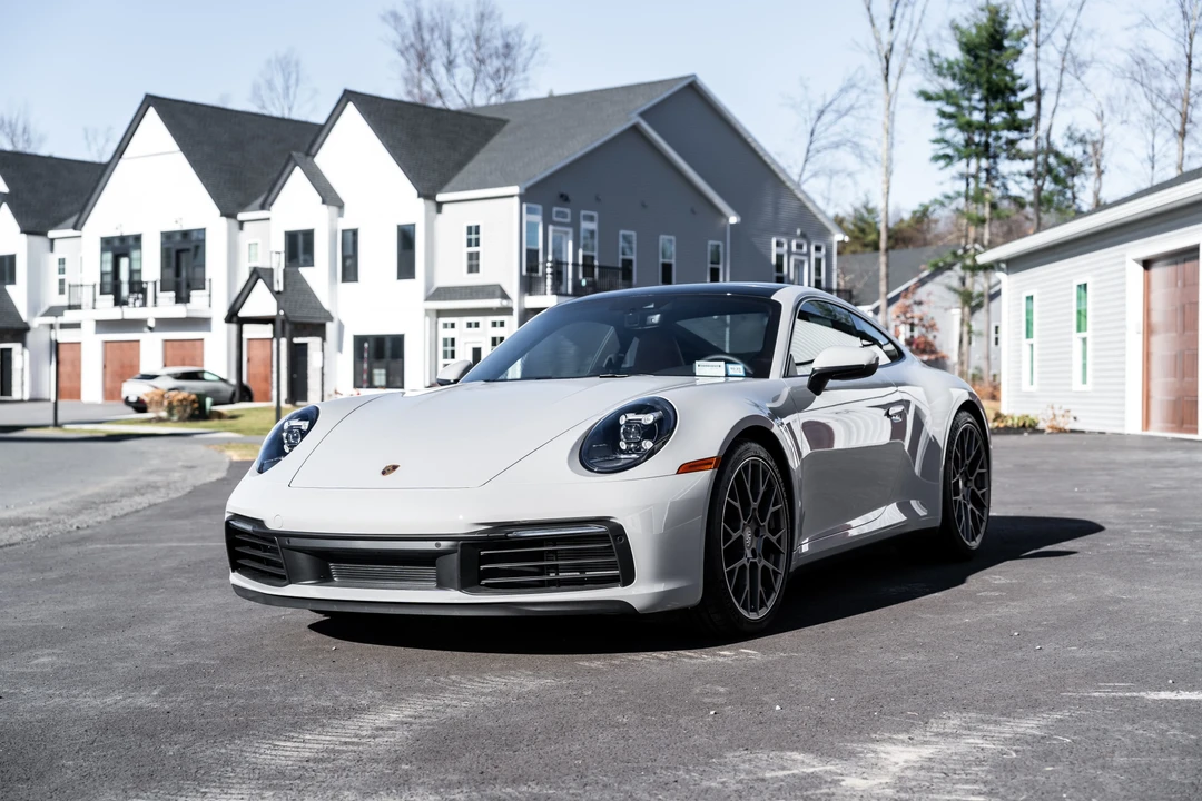 2024 Porsche 992 Carrera 4S - Image 10 of 31
