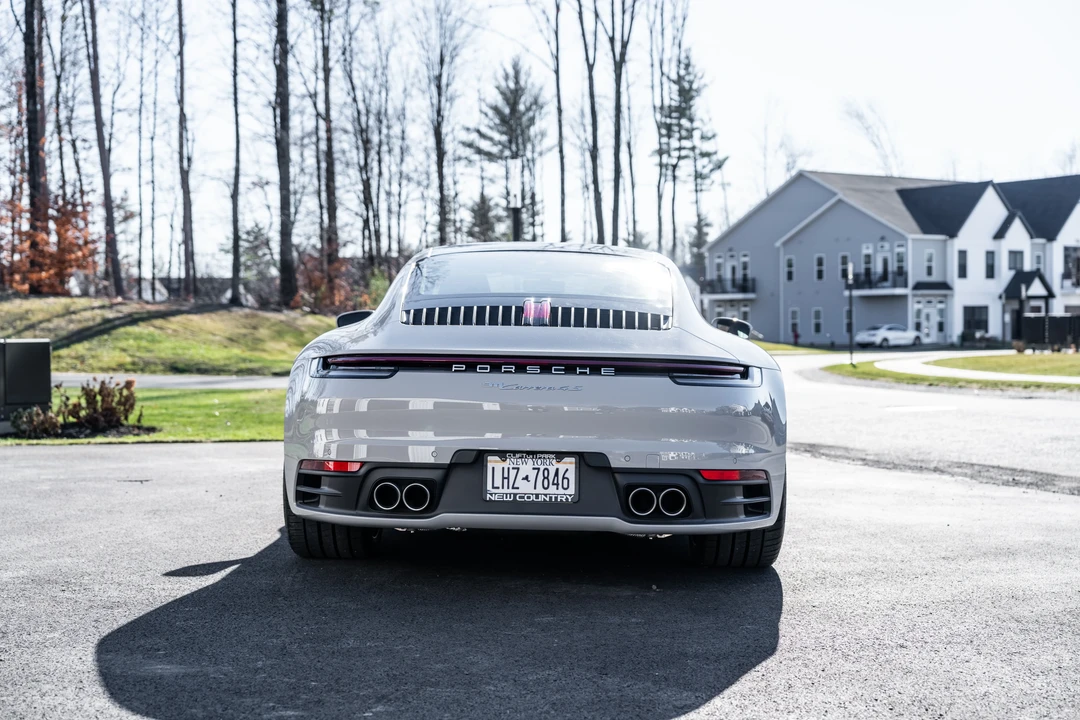 2024 Porsche 992 Carrera 4S - Image 15 of 31