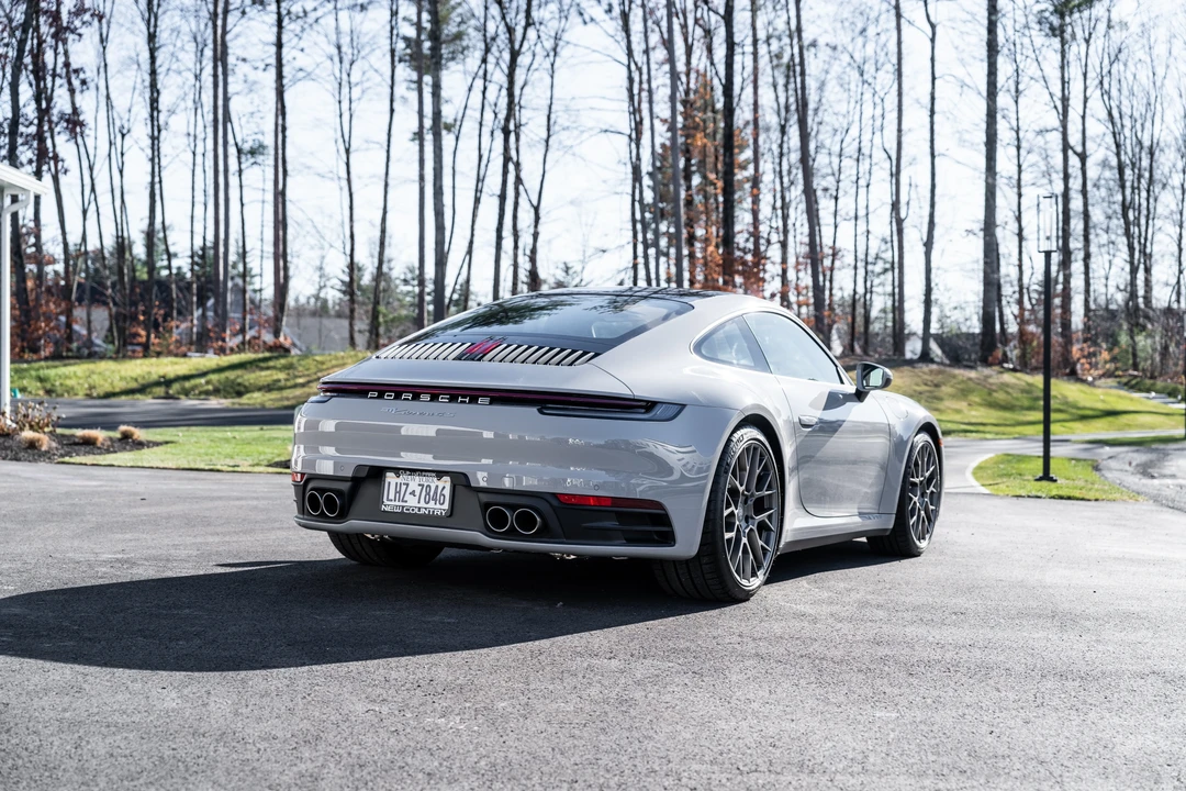 2024 Porsche 992 Carrera 4S - Image 14 of 31