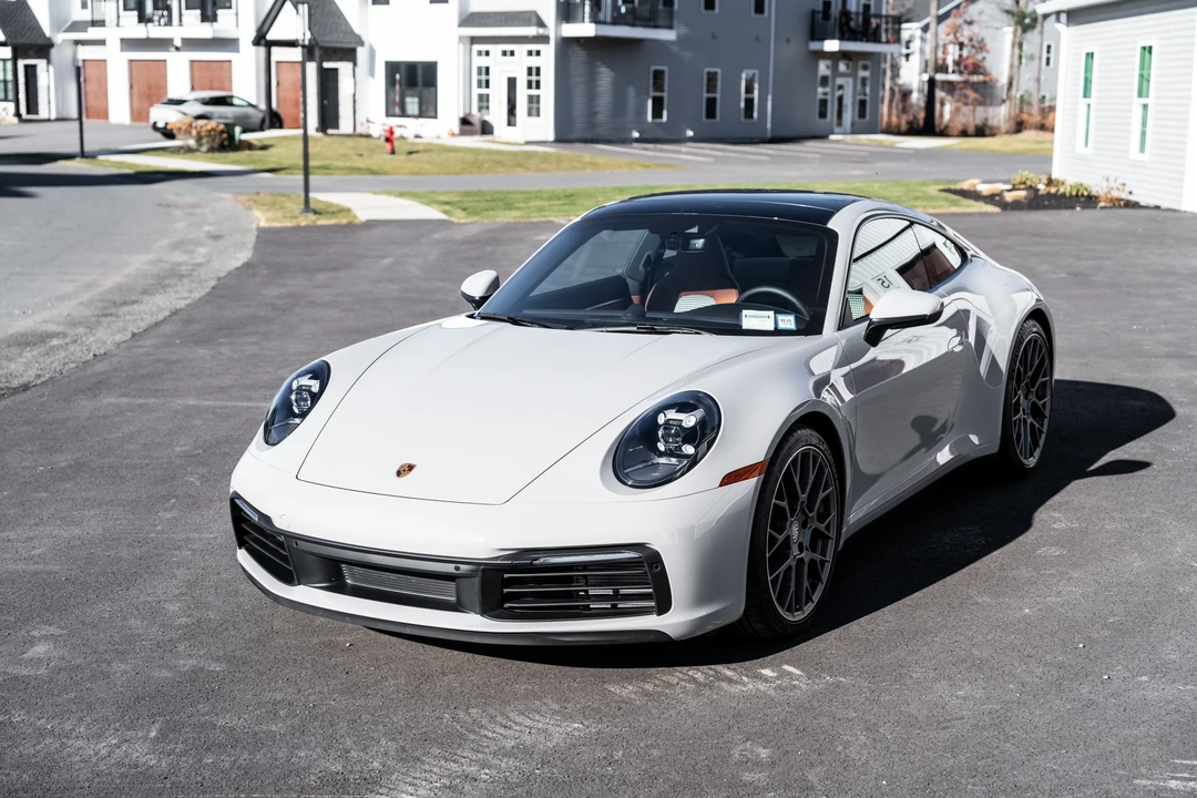2024 Porsche 992 Carrera 4S - Image 18 of 31