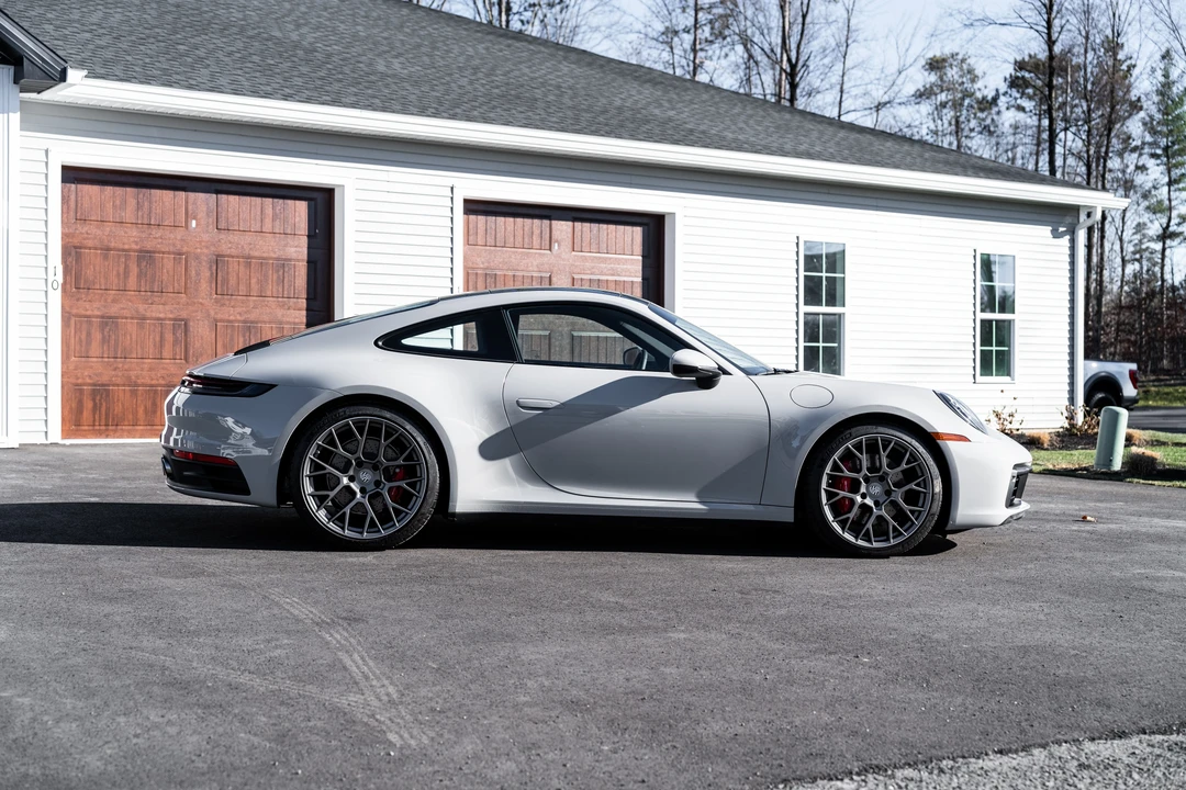 2024 Porsche 992 Carrera 4S - Image 12 of 31
