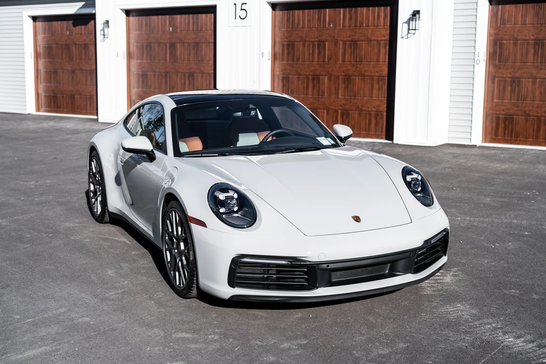 2024 Porsche 992 Carrera 4S - Image 19 of 31