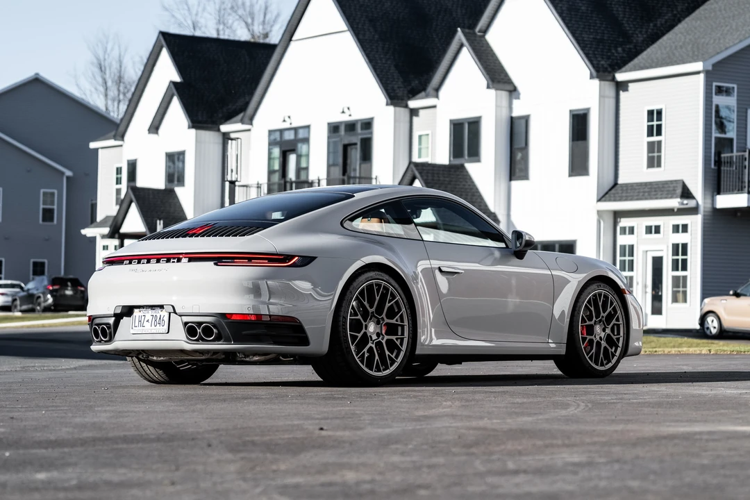 2024 Porsche 992 Carrera 4S - Image 8 of 31