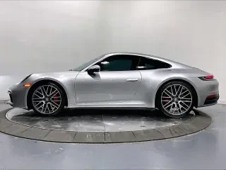 2024 Porsche 911 - Image 13 of 31