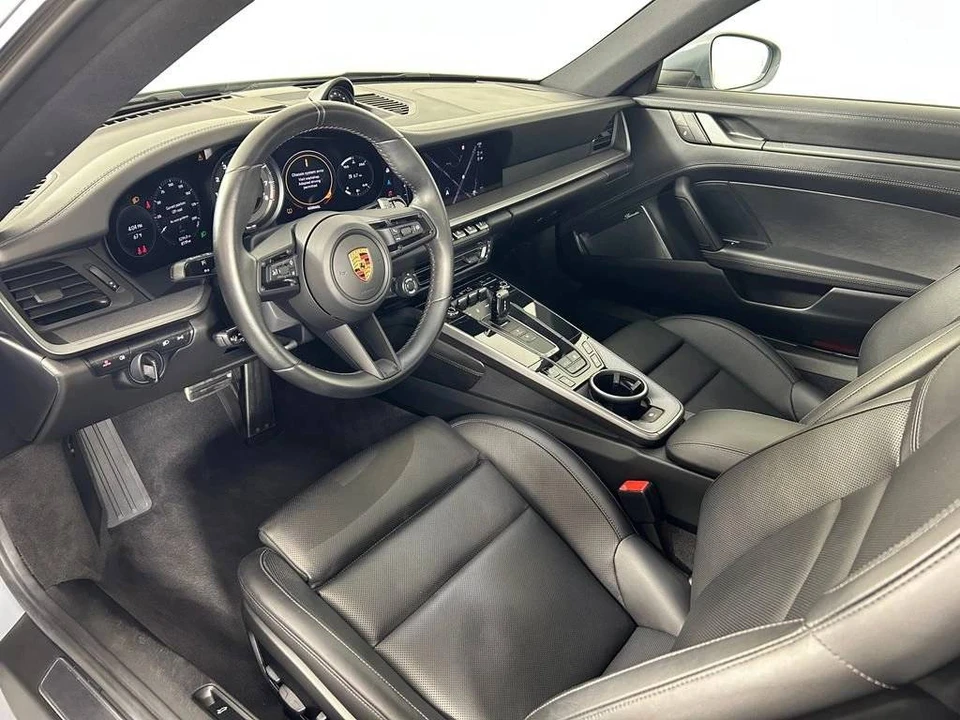 2024 Porsche 992 Carrera 4S - Image 4 of 5