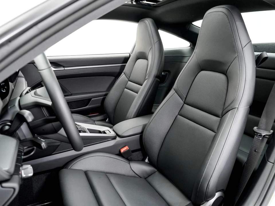 2024 Porsche 992 Carrera 4S - Image 5 of 5