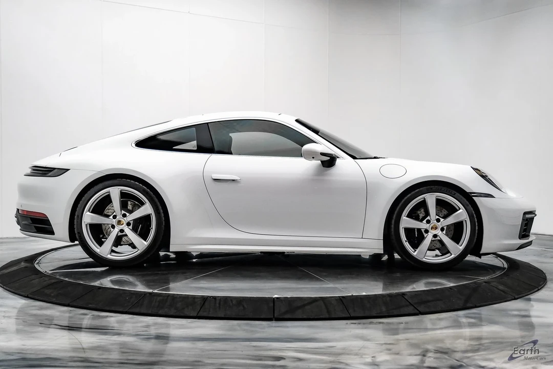 2024 Porsche 992 Carrera 4S - Image 18 of 21
