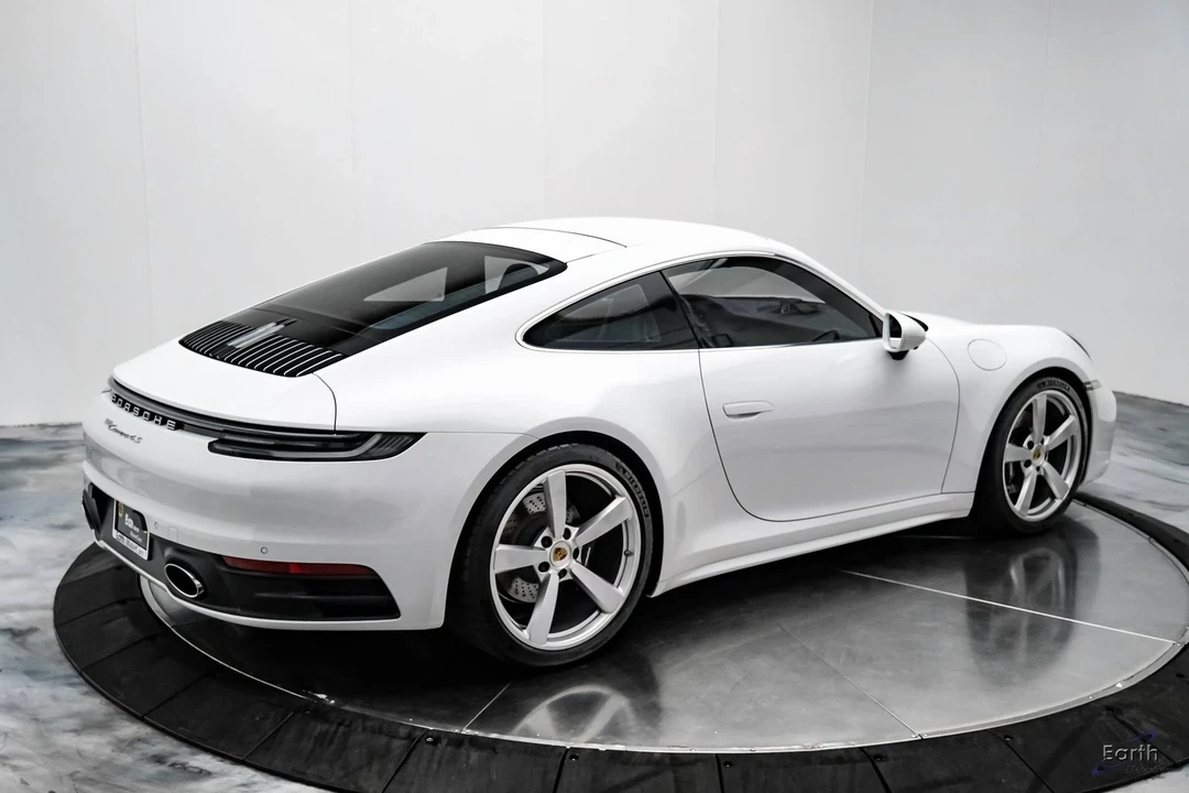 2024 Porsche 992 Carrera 4S - Image 15 of 21