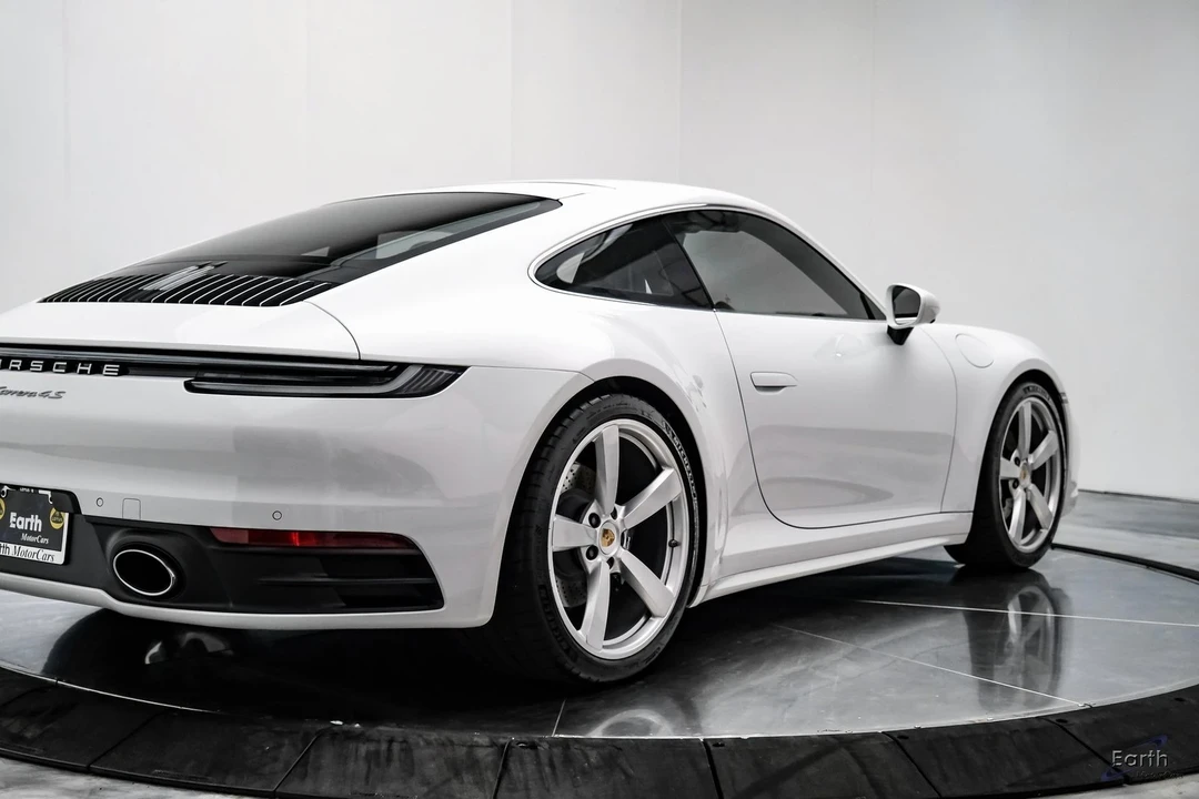2024 Porsche 992 Carrera 4S - Image 17 of 21