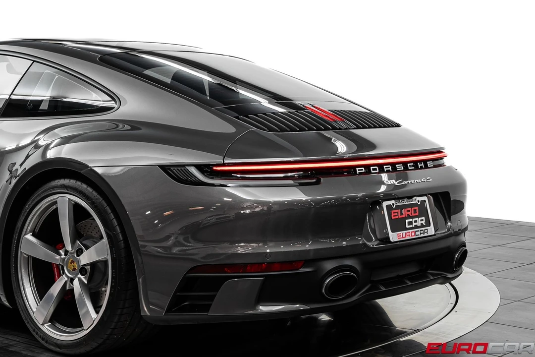 2024 Porsche 992 Carrera 4S - Image 16 of 31